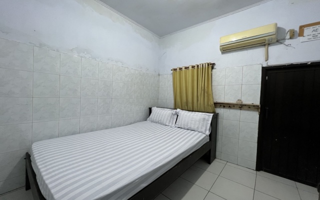Hotel O Rafira Losmen NearYani Heahlerr — фото 4