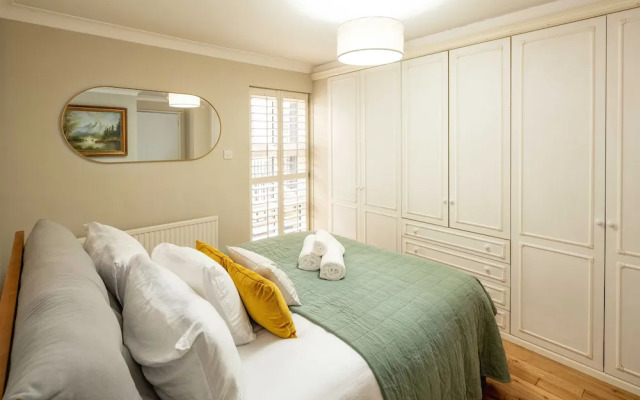 Serene Garden Flat - Steps From Tower Bridge