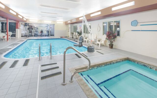 Ramada Limited Bismarck Northeast