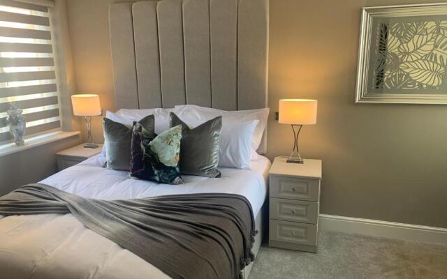 Willshaw Suites for families over 25 only