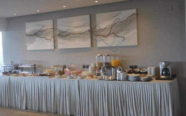 Akti Hotel & Apartments