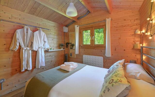 The Cabin with Hot Tub