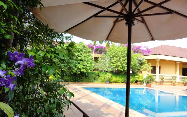 Angkor Hotel