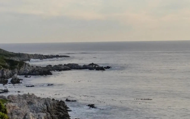 Holiday Home A104 Whale Cove