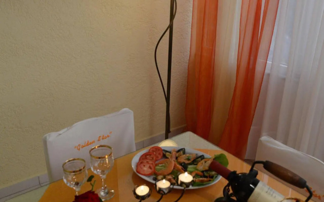 Golden Star Hotel - Adults Only (+16)