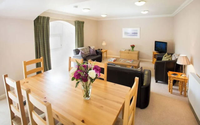 Simmental Cottage Daviot