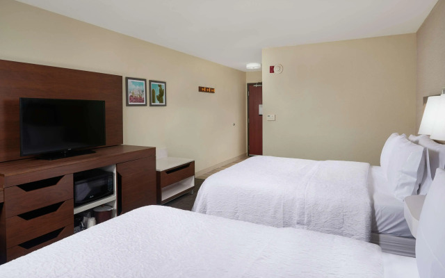 Hampton Inn & Suites Phoenix-Surprise
