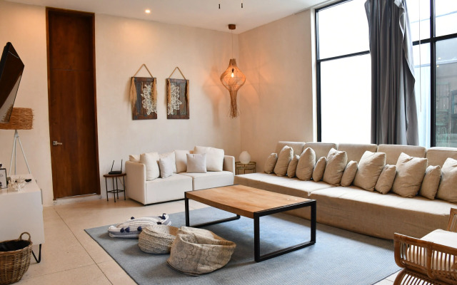 Manor Tulum by The Spot Rentals