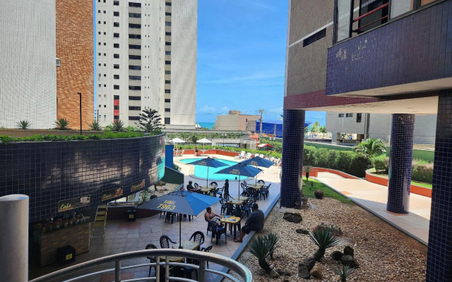 apartamento na beira mar 16