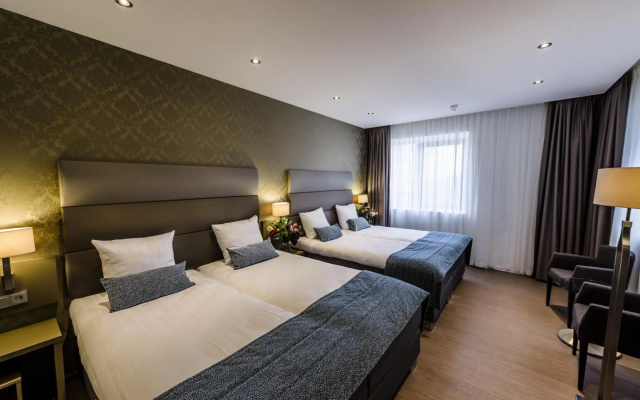 OZO Hotels Arena Amsterdam - Image 7