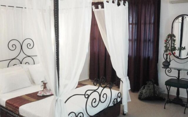 Esperides Hotel