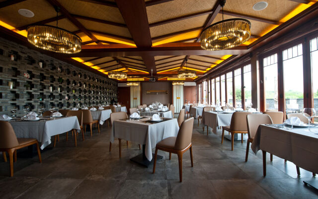 Tea Boutique Hotel West Lake