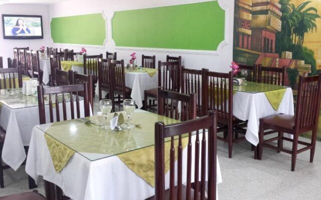 Hotel Dorado Baq