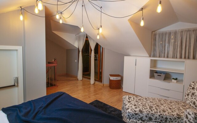 Rooftop Duplex at the Heart of Istanbul