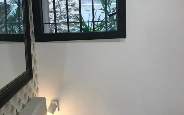 Chambre via Natina