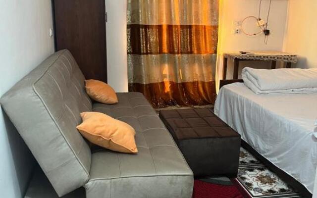Sunset Guesthouse Abusir