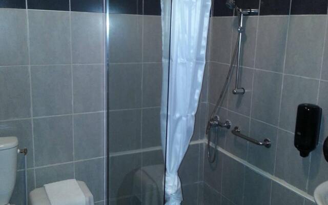 Hôtel Le Chapeau Rouge