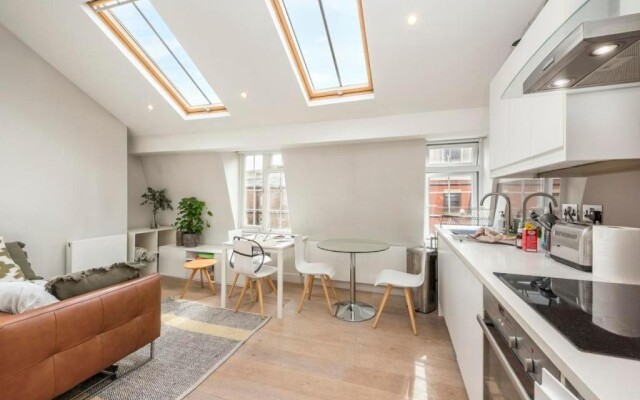 Cleveland Street by Aeria Apartments