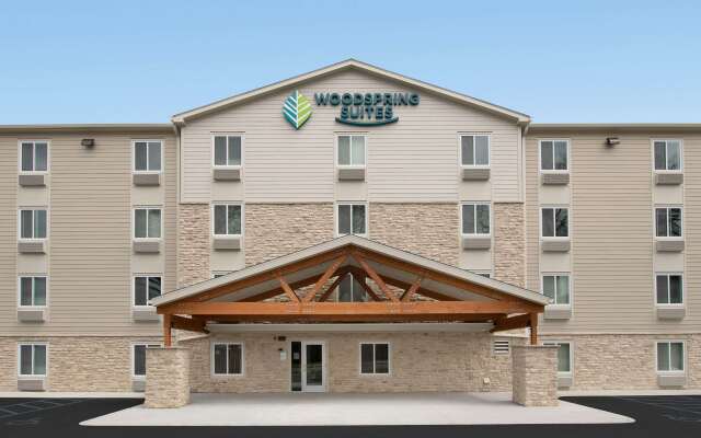 WoodSpring Suites Toledo Maumee