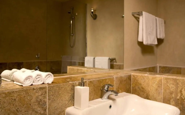 Lézard Bleu Guest House