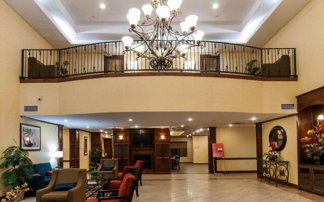 Spark by Hilton Houston Hobby Airport