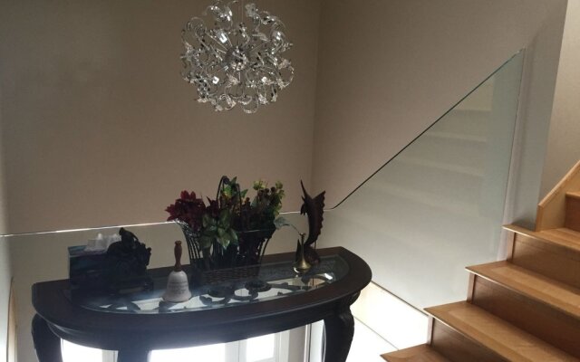 The Snowy B&B in White Rock