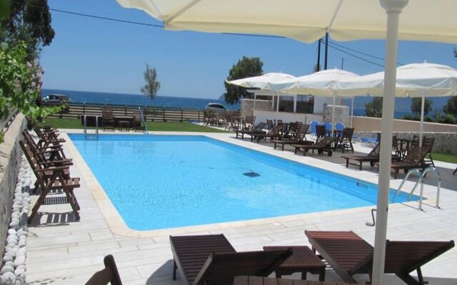 Thirides Beach Resort