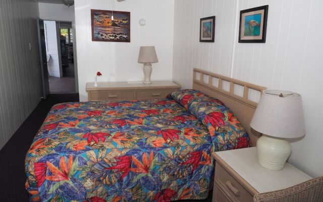 Kona Tiki Hotel
