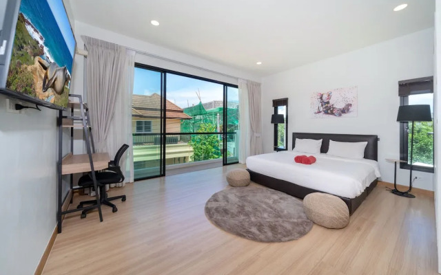 Sleek & Private Pool 2BR Villa Twiky