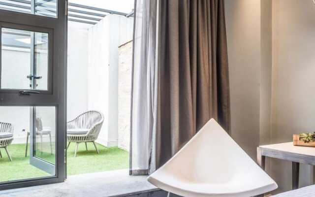 Trademark Hotel, Terrace King Single Room in Nairobi No003