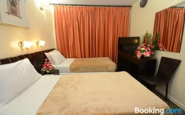 Royal Prince Hotel