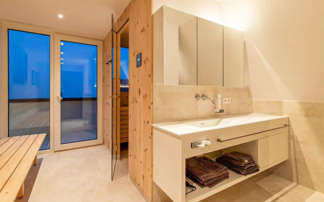 Stunning Apartment in Zams With 2 Bedrooms, Sauna and Wifi