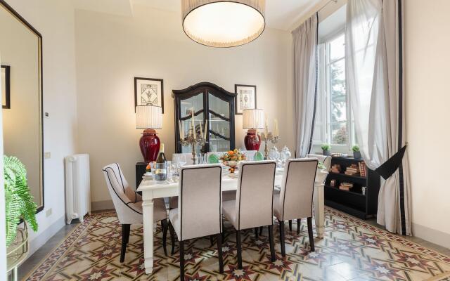 The Park View Apartment