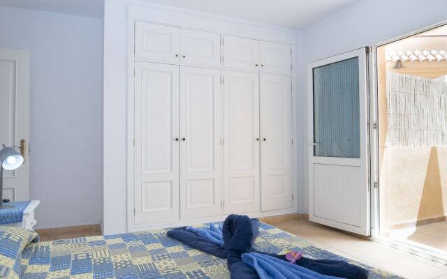 Lightbooking - Tres Islas Corralejo