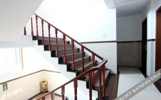 Enning Hotel
