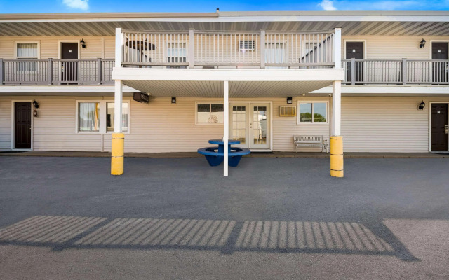 Rodeway Inn La Crosse Wi