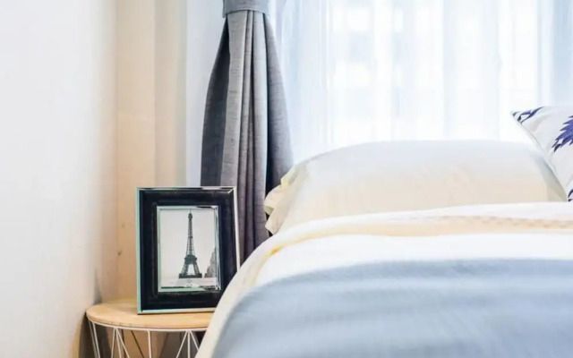 Locals Boutique Apartment Huafa Plaza 15
