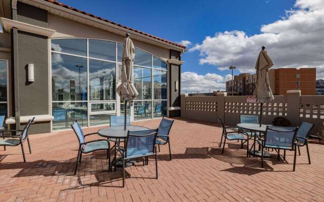 La Quinta Inn & Suites by Wyndham Gallup