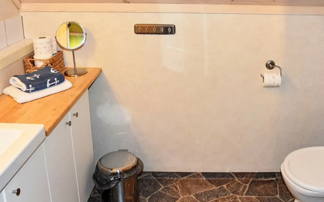 5 Person Holiday Home in Bud-by Traum