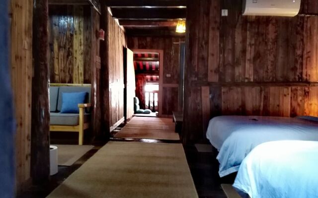 Lost World Sanjiang Guest House