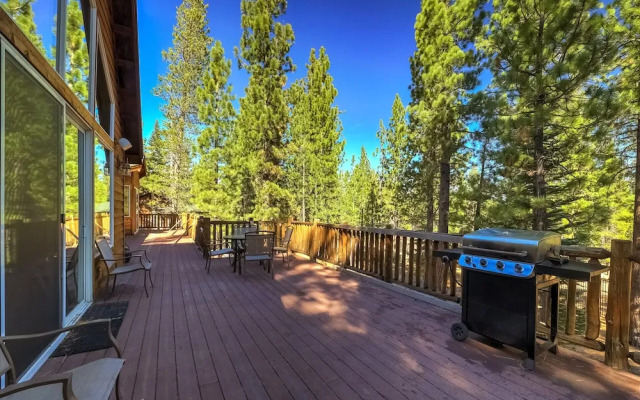 The Lodge on Oaxaco - Epic Man Cave / Billiard Room