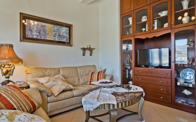 Sea Sound Villa