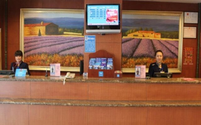 Hanting Express Dandong Train Station