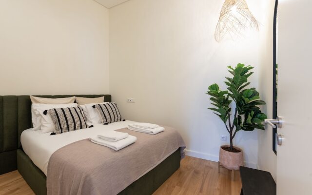 Mouzinho da Silveira 215 by LovelyStay