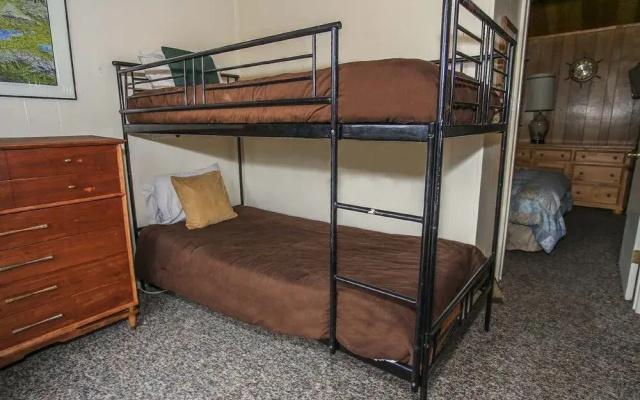 Moonridge Retreat