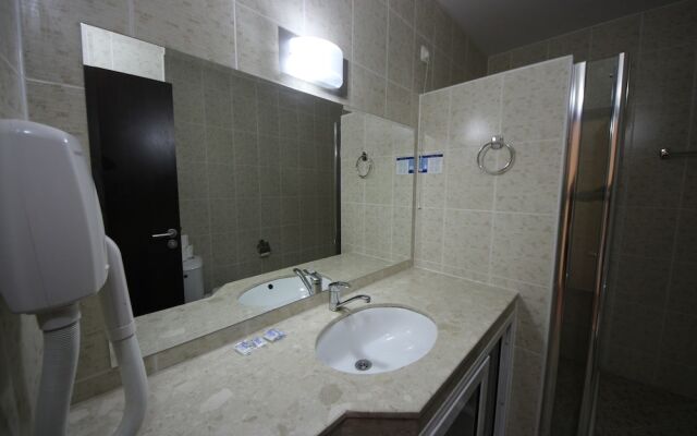 Grand Hotel St.Vlas - Menada Apartments