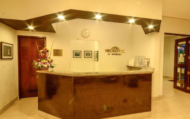 Microtel by Wyndham Puerto Princesa, Palawan