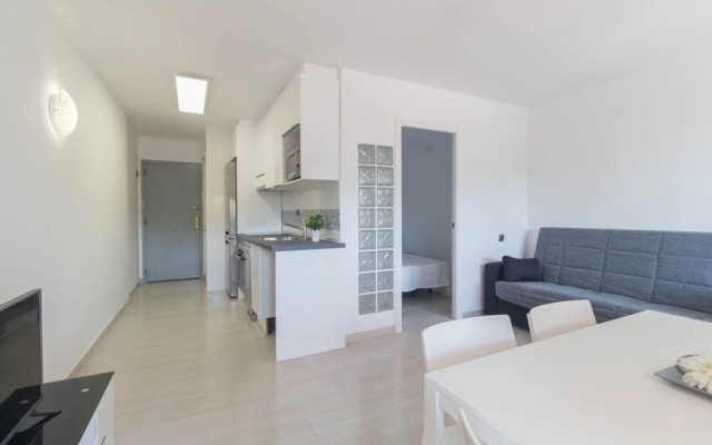 Apartamento Albatros  by Iberplaya
