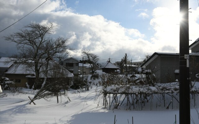 Tsubaki - the best guesthouse in Inawashiro