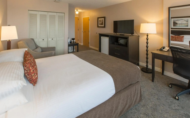 Embassy Inn